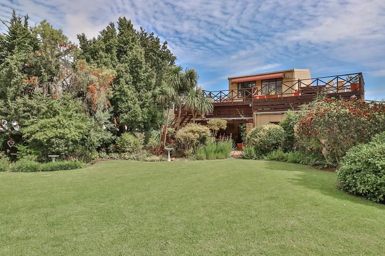 Bed & Breakfast Two Oaks B&B Somerset West