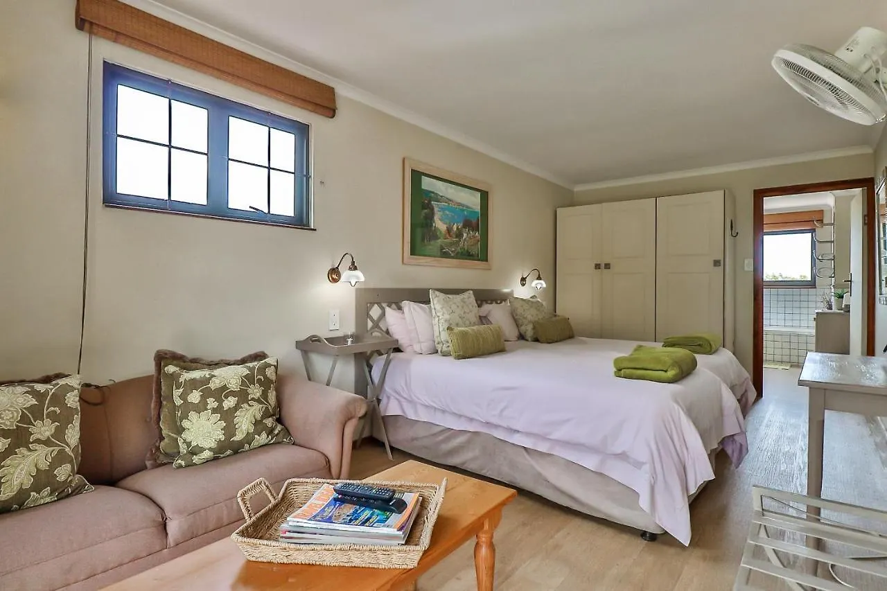 Two Oaks B&B Somerset West Bed & Breakfast