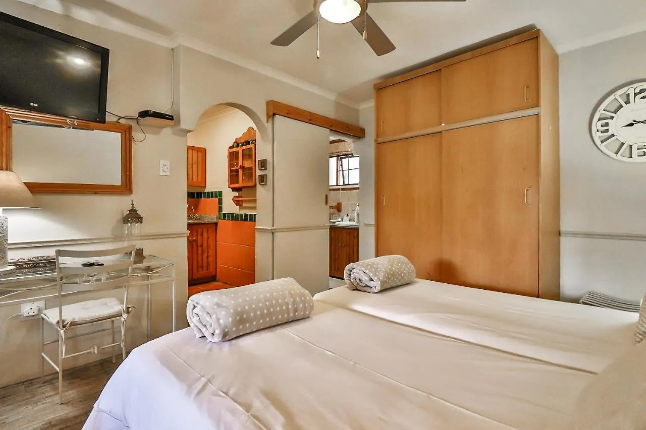 Two Oaks B&B Somerset West South Africa