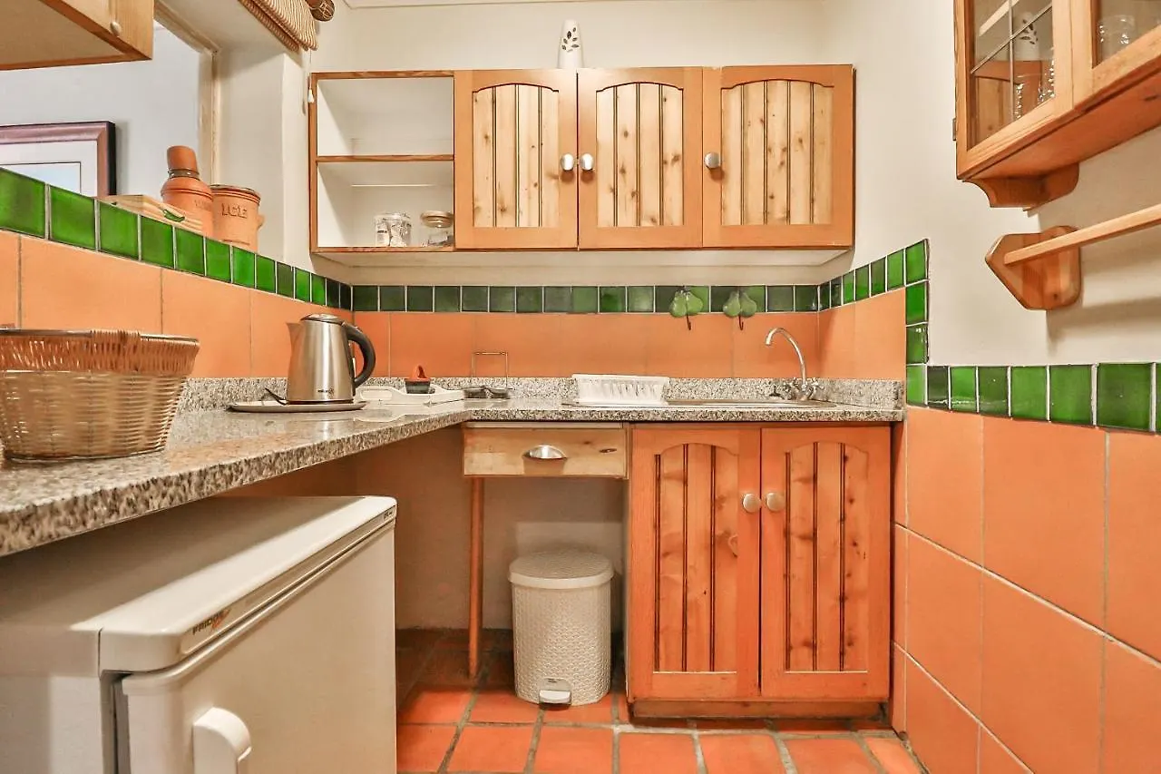 Two Oaks B&B Somerset West